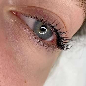 Ламінування вій - 900грн Домашній догляд в 🎁