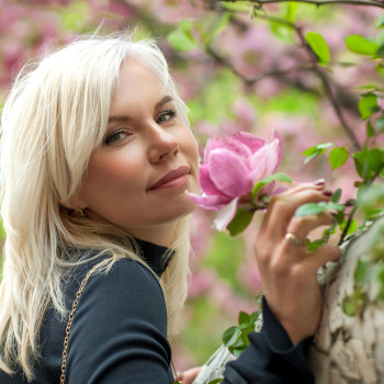 Весняна фотосесія портретна індивідуальна, фото - Фотограф Геннадій Лебедєв