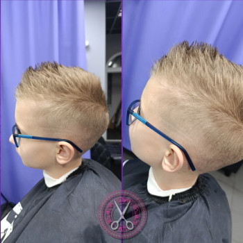 Дитяча стрижка