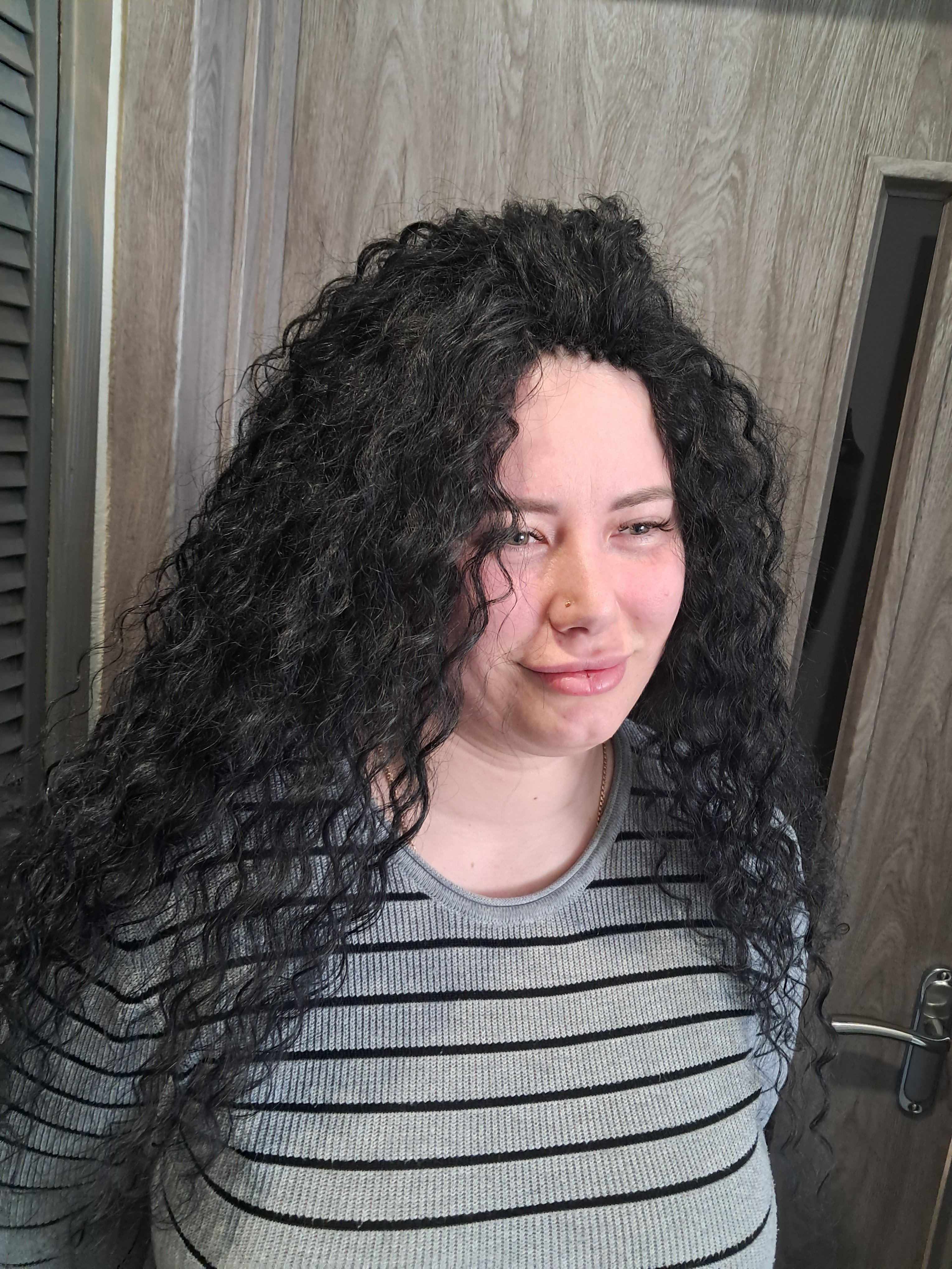 Стрижка на длинные волосы женская афрокудри, фото - Студия красоты Kseniamakeup