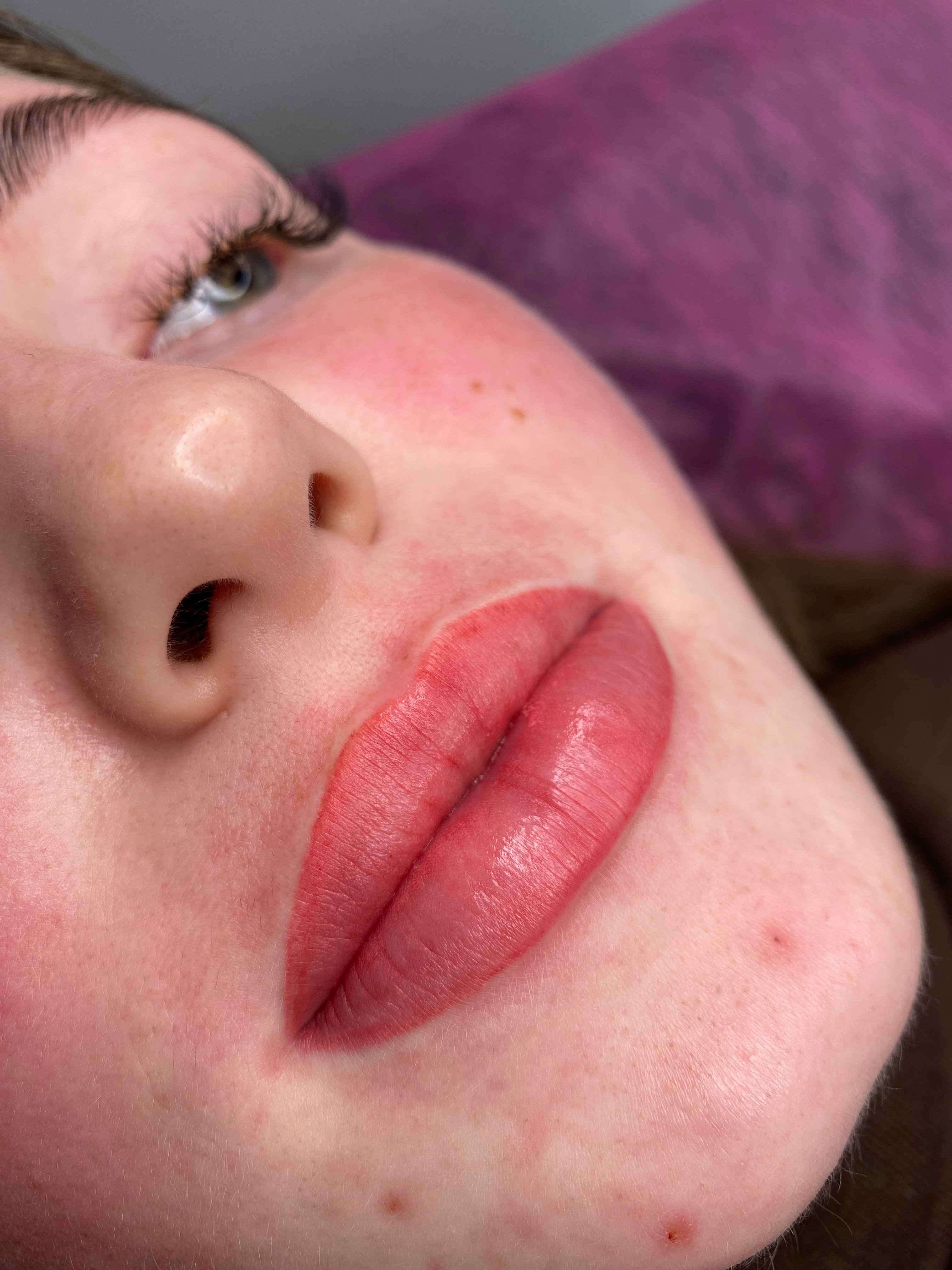 Перманентний макіяж губ, фото - Майстер татуажу Юлія Медвєдєва (Гурик)