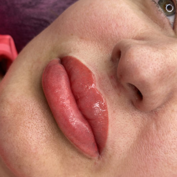 Перманентний макіяж губ, фото - Мастер татуажа Юлія Медвєдєва (Гурик)