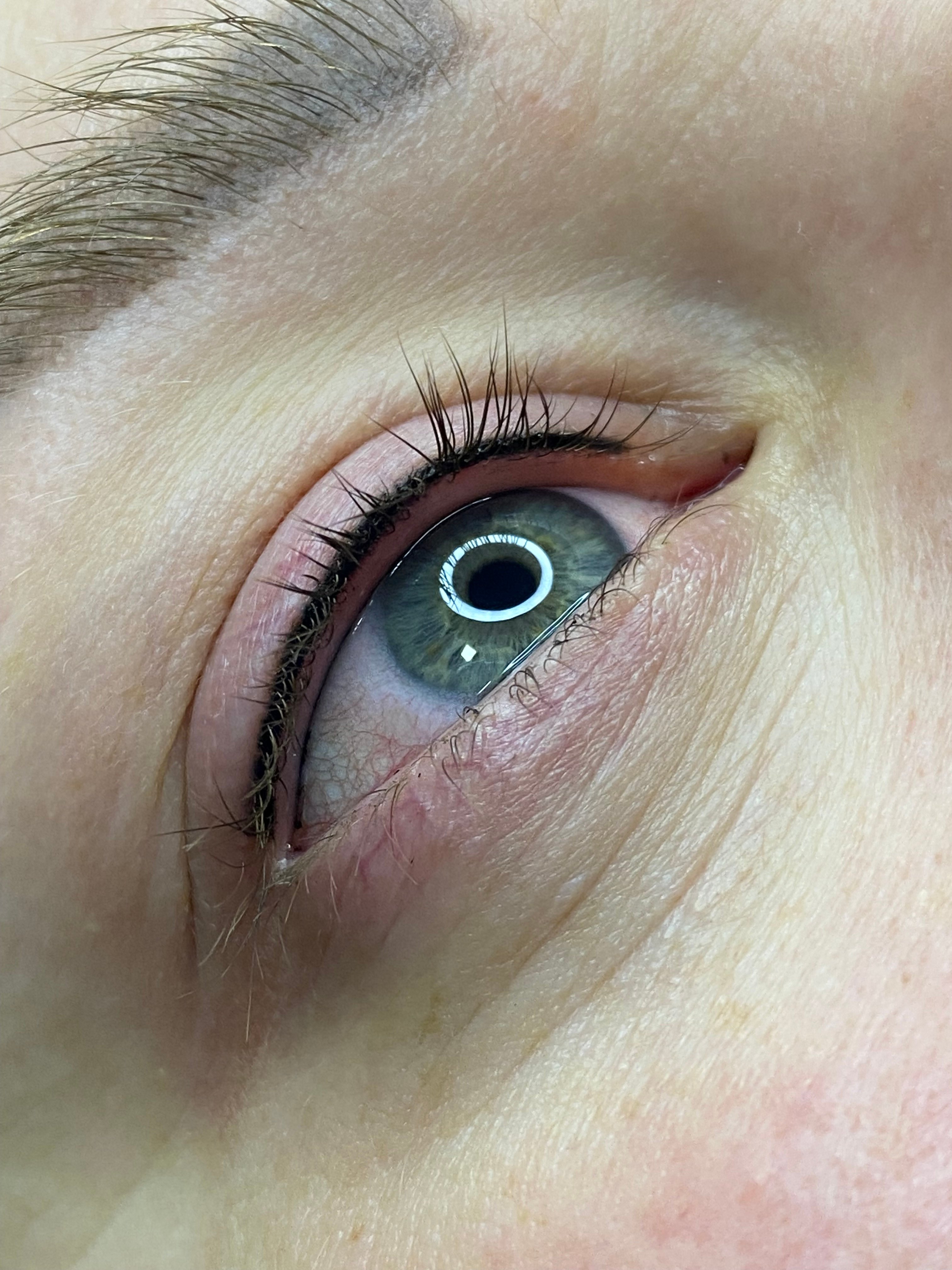 Міжвійка, фото - Майстер татуажу Юлія Медвєдєва (Гурик)