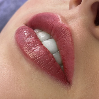 Акварельний татуаж губ помадний, фото - Майстер татуажу Марина Жилко