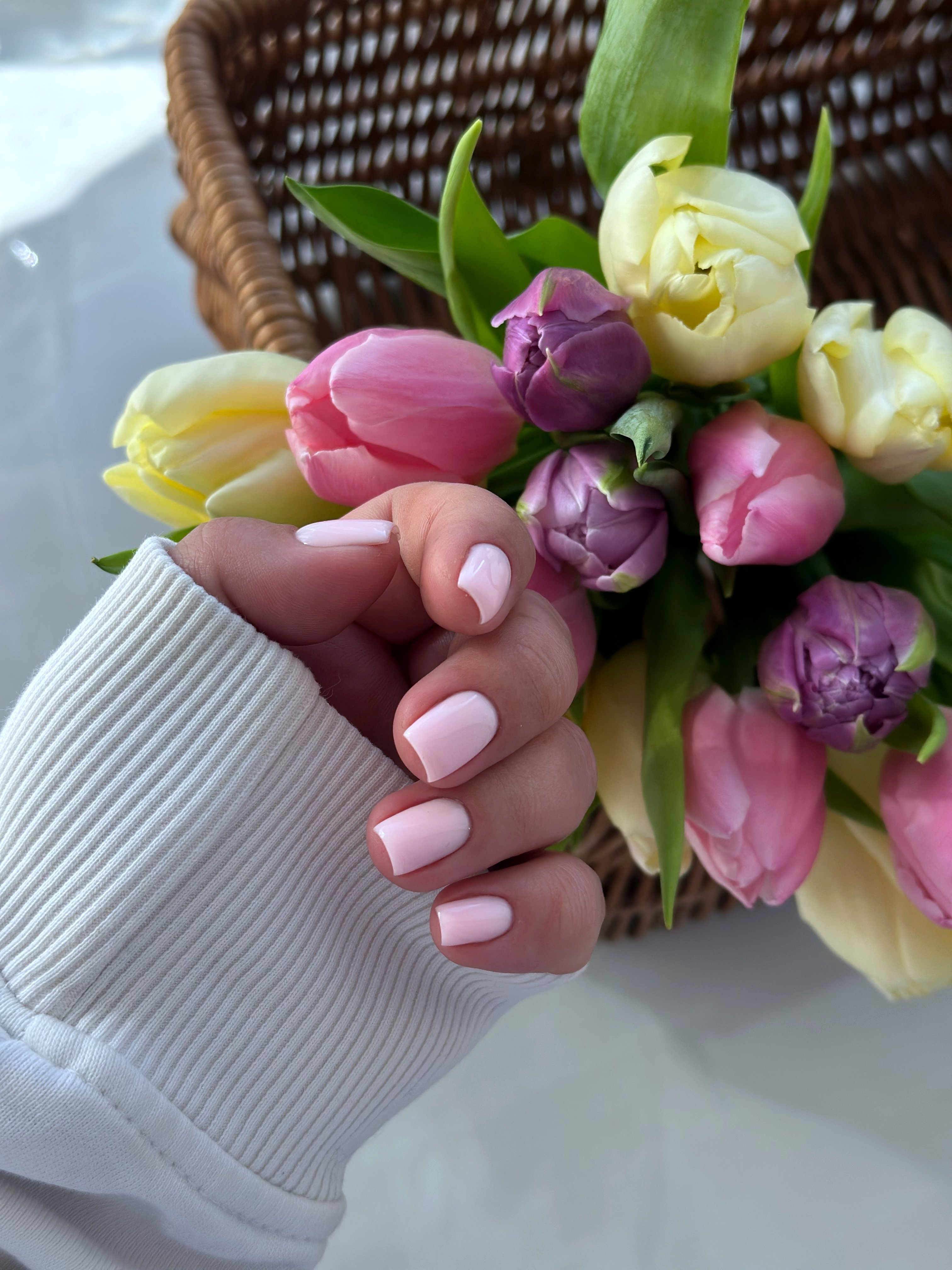 Ніжний манікюр рожевий у пастельних тонах, фото - Майстер манікюру Станіслава Артьомова