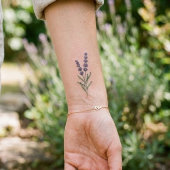 Тату женские на запястье цветные, фото - Тату мастер Юлия Данилович