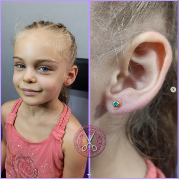 Проколювання вух дітям