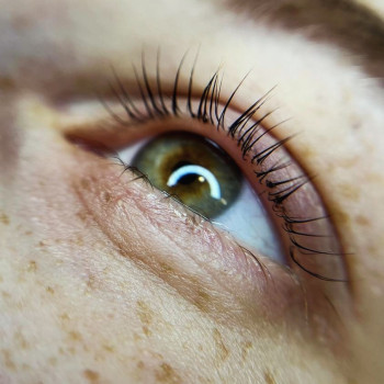 Ламінування вій