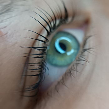 Ламінування вій