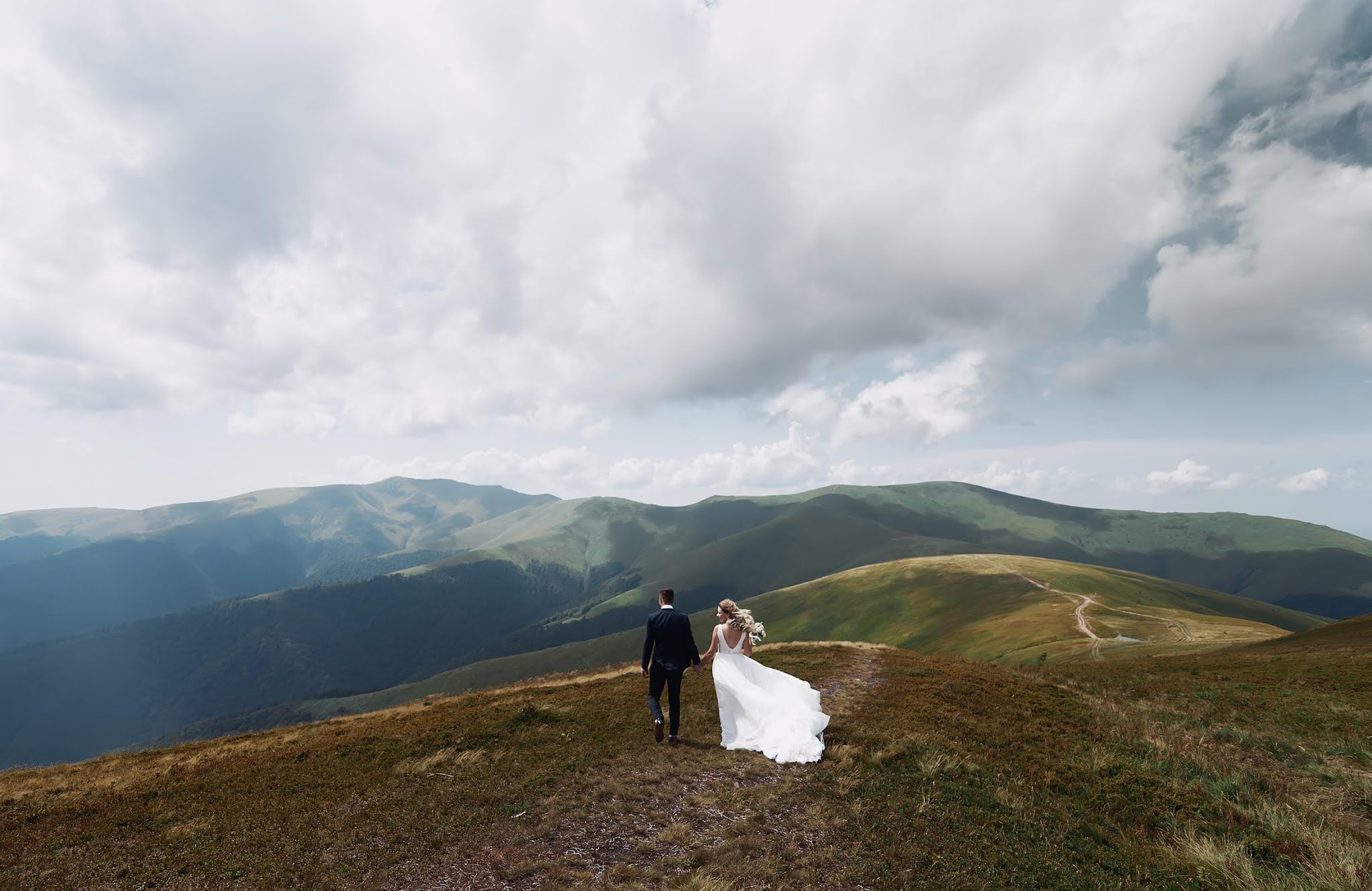 Фотосесія на природі весільна в Міжигір'ї, фото - Весільний фотограф Олег Колос