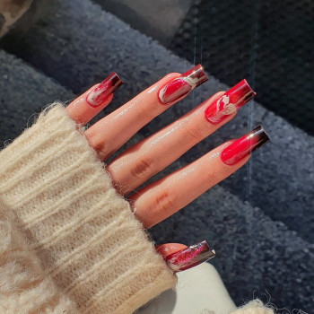 Маникюр на длинные ногти градиент необычный, фото - Мастер маникюра Альона Землякова