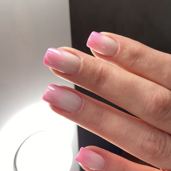 Нежный маникюр омбре летний, фото - Мастер маникюра Альона Землякова