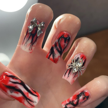 Неоновий манікюр на Хеллоуїн зухвалий, фото - Майстер манікюру Альона Землякова