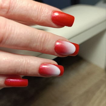 Червоний манікюр омбре на день закоханих, фото - Майстер манікюру Ірина Сиротюк
