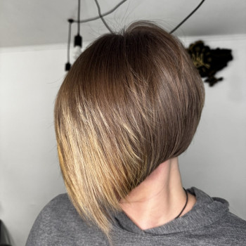 Рельєфне фарбування передніх пасм теплий блонд, фото - Перукар Ірина Брачевская