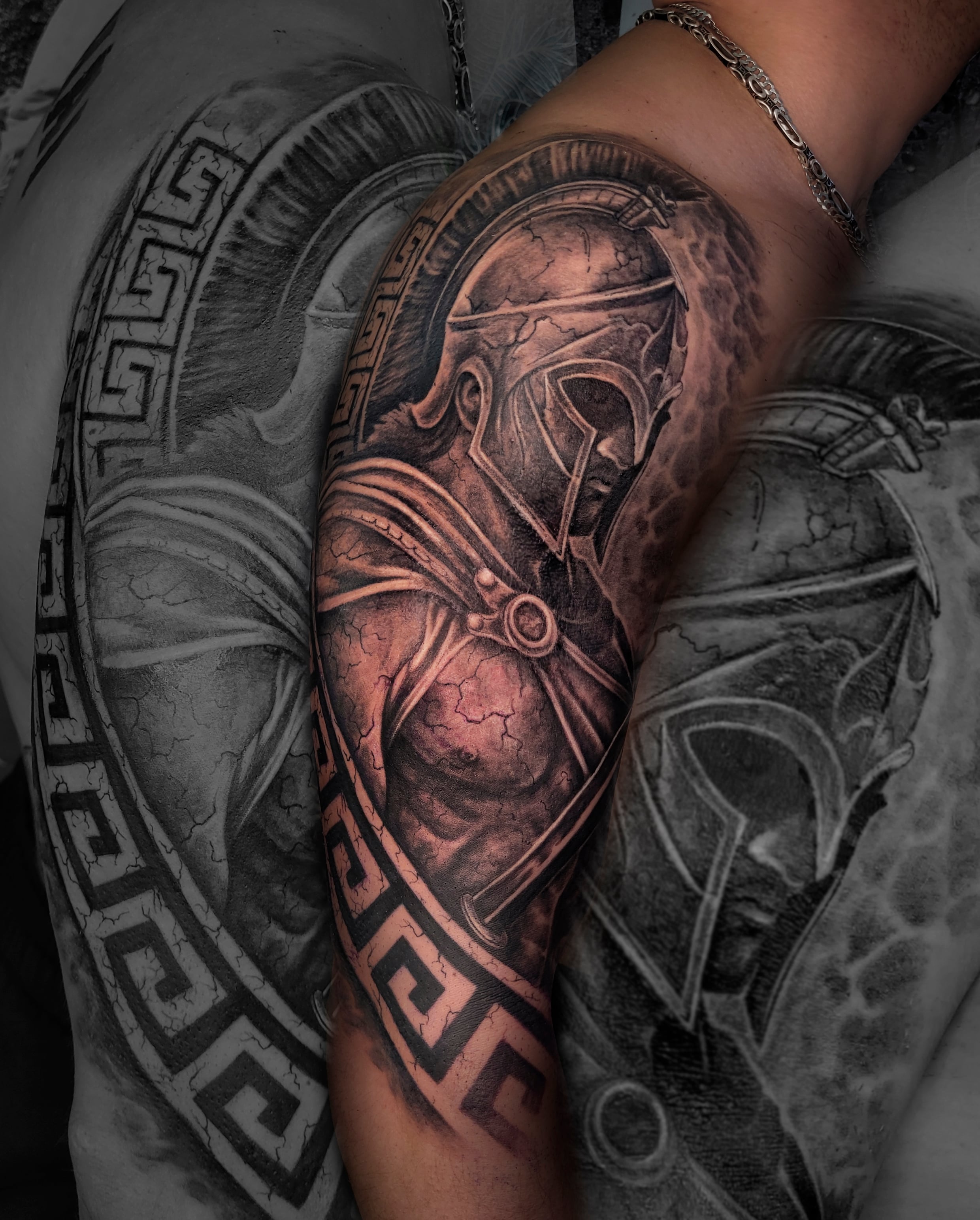 Для хлопців рукав реалізм, фото - Тату салон Штаб-Квартира Tattoo Studio