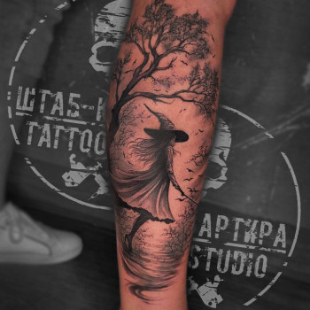 Фото с портфолио Штаб-Квартира Tattoo Studio