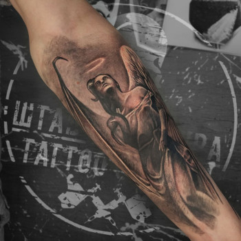 Фото с портфолио Штаб-Квартира Tattoo Studio