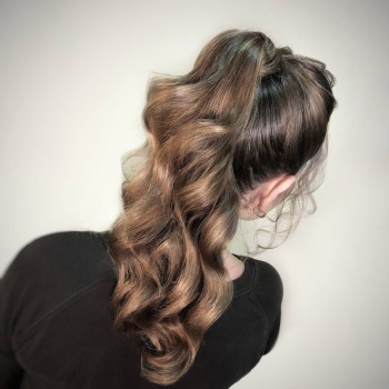 Прическа высокий хвост, фото - Преподаватель курсов красоты Елена Соседко