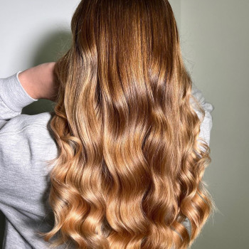 Фарбування в складній техніці балаяж