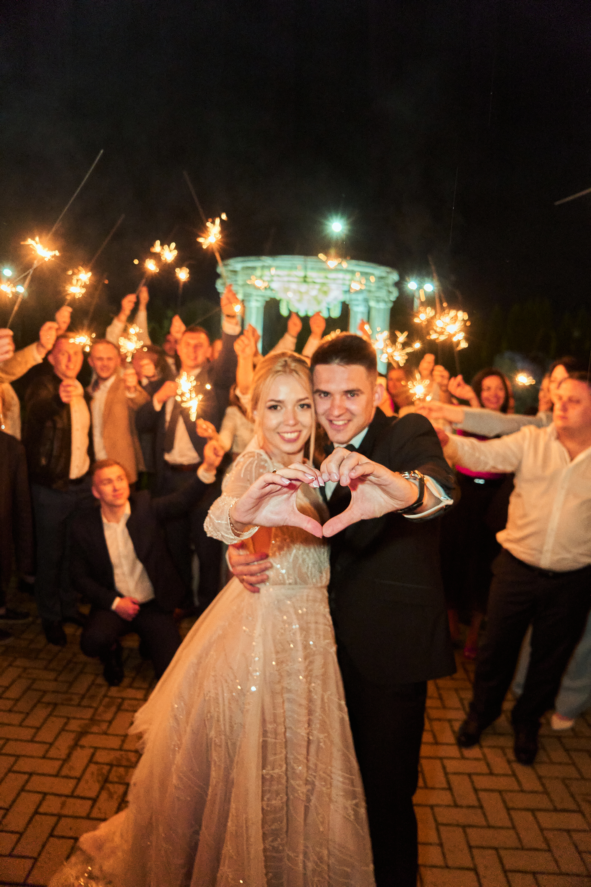 Фотосесія пари весільна вулична, фото - Весільний фотограф Віталій Смульський