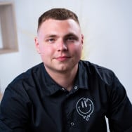 Косметолог-инъекционист Максим Полтава,вулиця Дмитра Коряка, 3