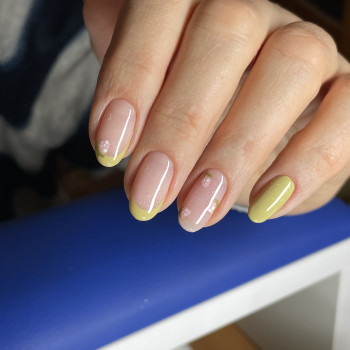 Покриття базою, розпис, фото - Майстер манікюру Марина Пешкова