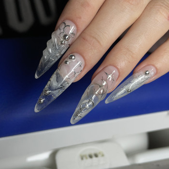 нарощення на тіпси