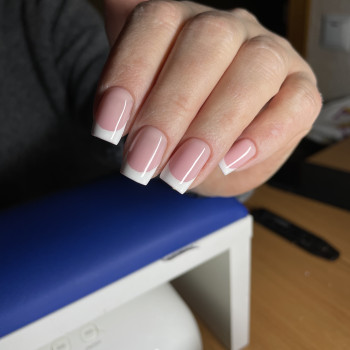 Укріплення гелем, френч, фото - Мастер маникюра Марина Пешкова