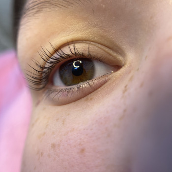 Ламінування вій