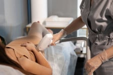 Ноги повністю + гл.бікіні + пахви + руки Косметологический центр МаКо Киев