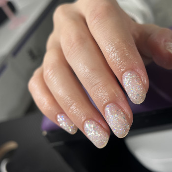 Нюд маникюр з легким шиммером ✨ Укріплення гелем, акуратна кутикула