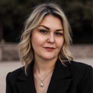 Бровист Ольга Романова на Barb.ua