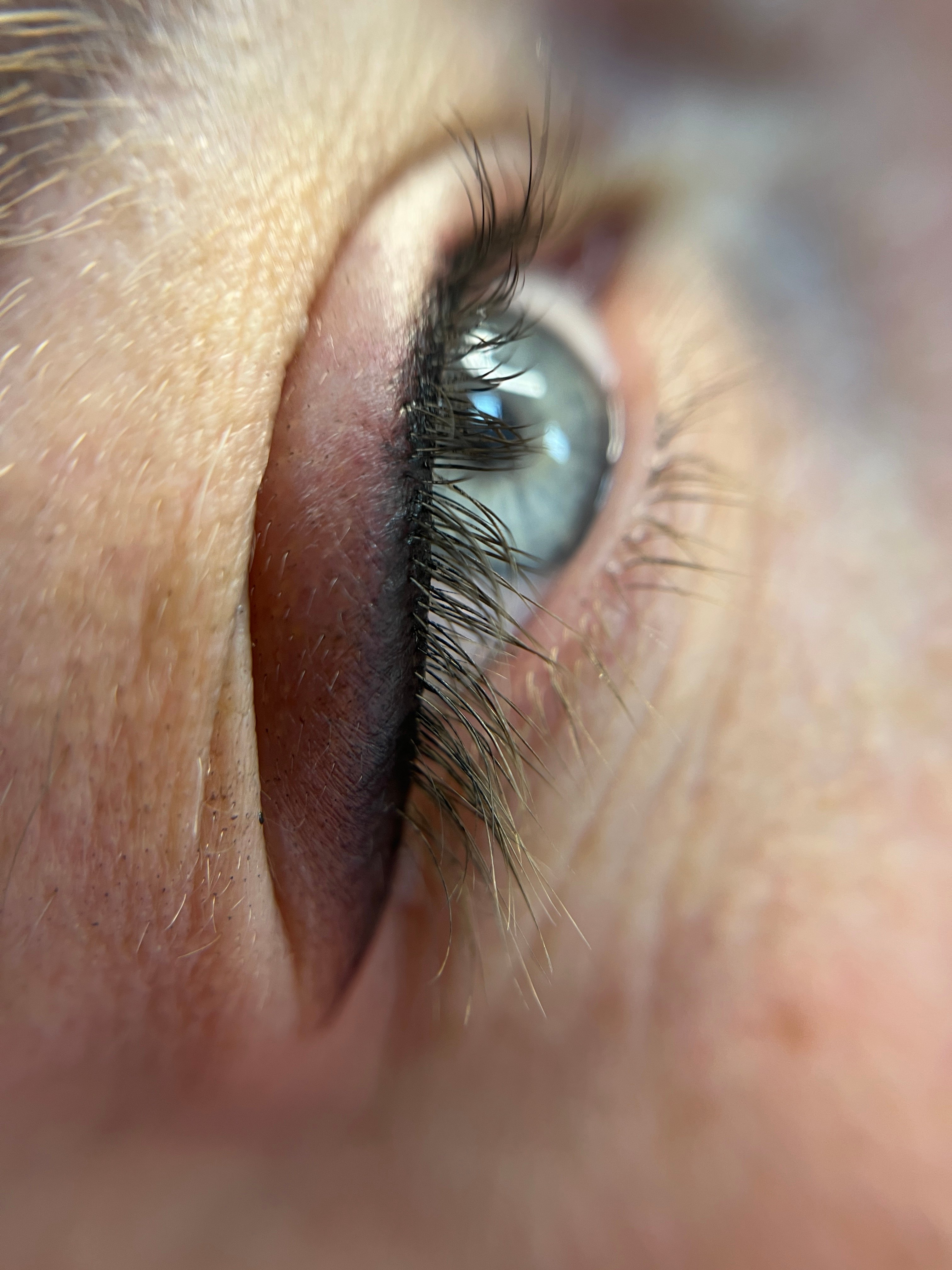 Перманентный макияж век татуаж стрелка с растушевкой, фото - Мастер татуажа Наталія Семенцова