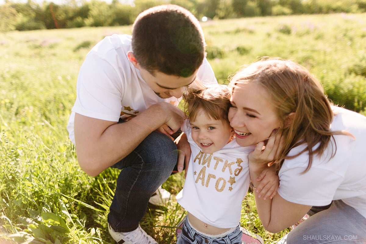 Сімейна фотосесія на природі літня, фото - Весільний фотограф Анна Шаульская