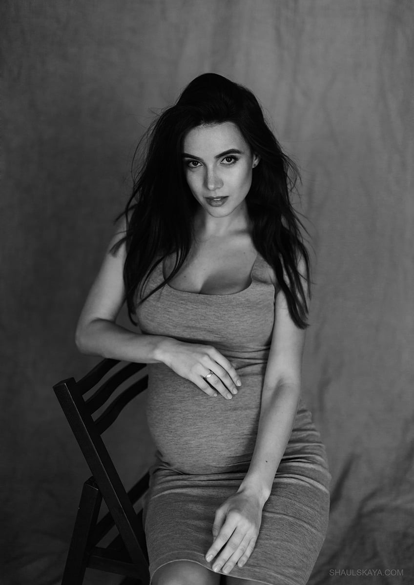 Фотосесія вагітності у студії портретна, фото - Весільний фотограф Анна Шаульская