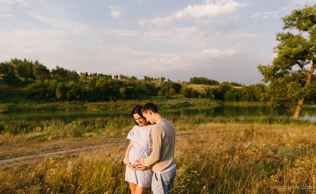 Фотосесія вагітності на природі пари, фото - Весільний фотограф Анна Шаульская
