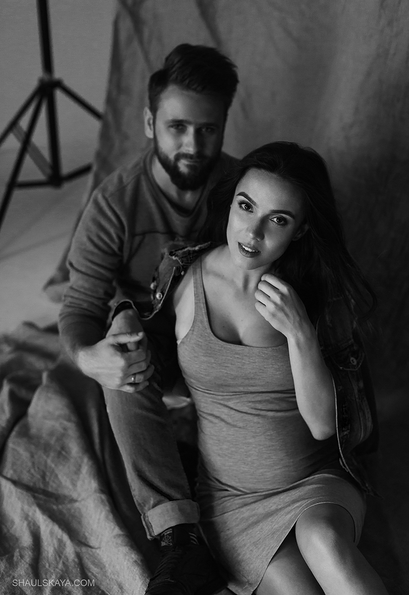 Фотосесія вагітності у студії пари, фото - Весільний фотограф Анна Шаульская