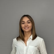 Лешмейкер Дар‘я Мануілова на Barb.ua