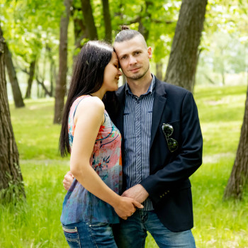 Фотосесія пари у парку вулична, фото - Фотограф Надія Струлева