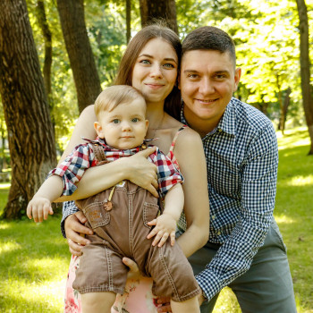 Семейная фотосессия в парке весенняя, фото - Фотограф Надія Струлева