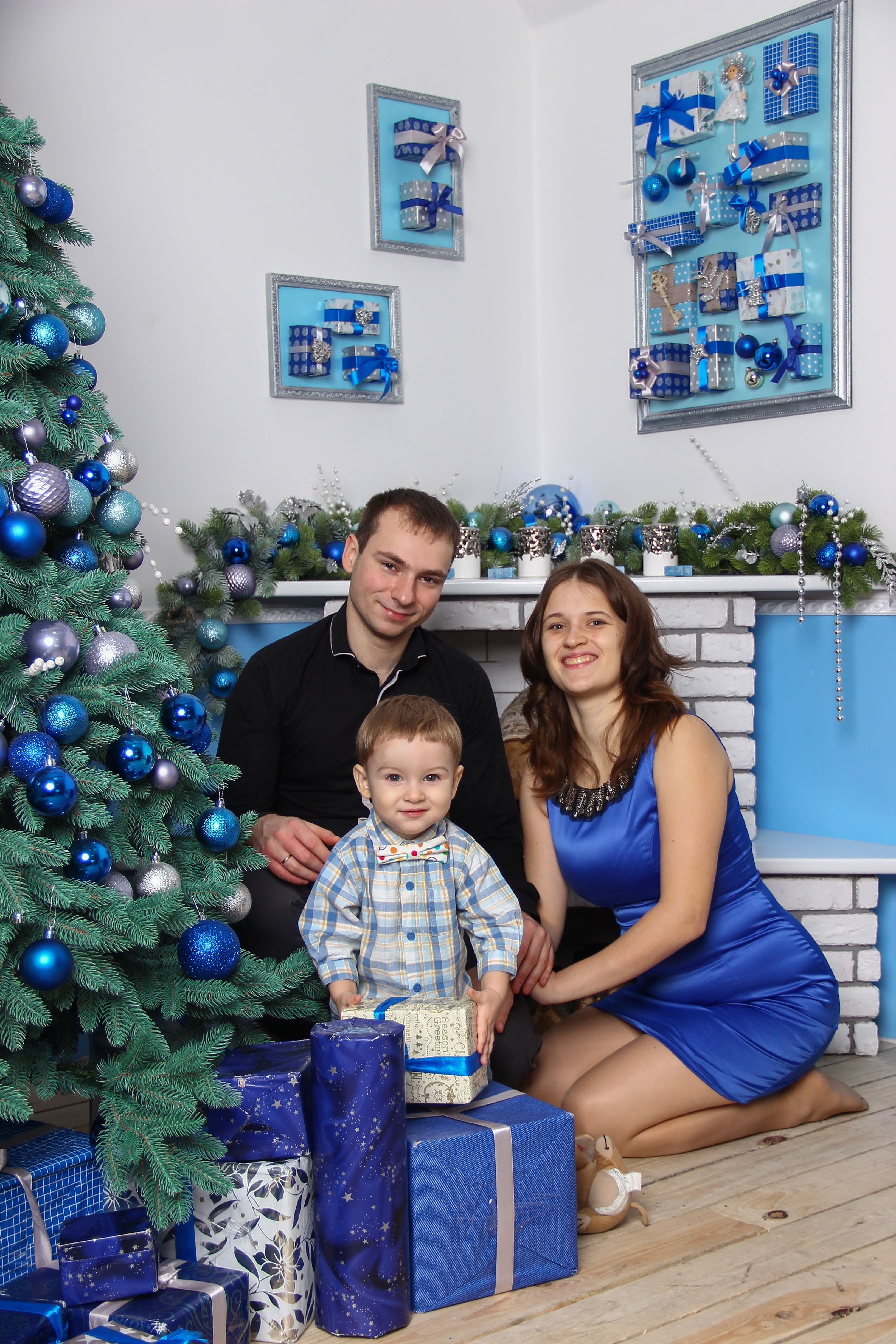 Новогодняя фотосессия семейная в студии, фото - Фотограф Надія Струлева