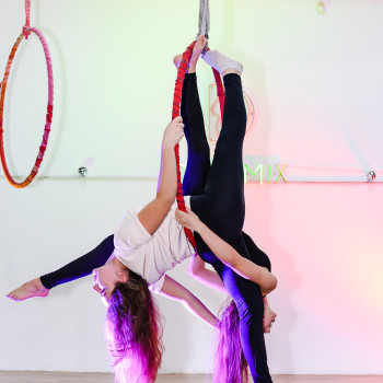 Жіноча фотосесія в студії ,портретна фотосесія Суми, модельна фотозйомка у Сумах, фото - Фотограф Ігор Денисенко