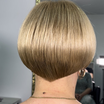 Стрижка каре коротка жіноча сесон, фото - Перукар Олена Ковальова