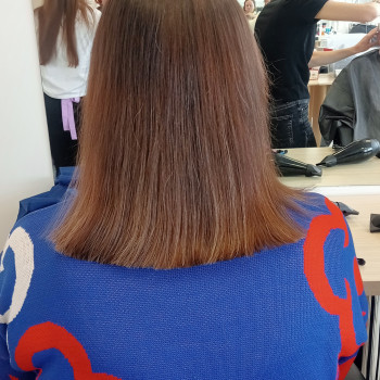 Наше після. Волосся ожило. Клієнтка щаслива. Відрізали сухе.