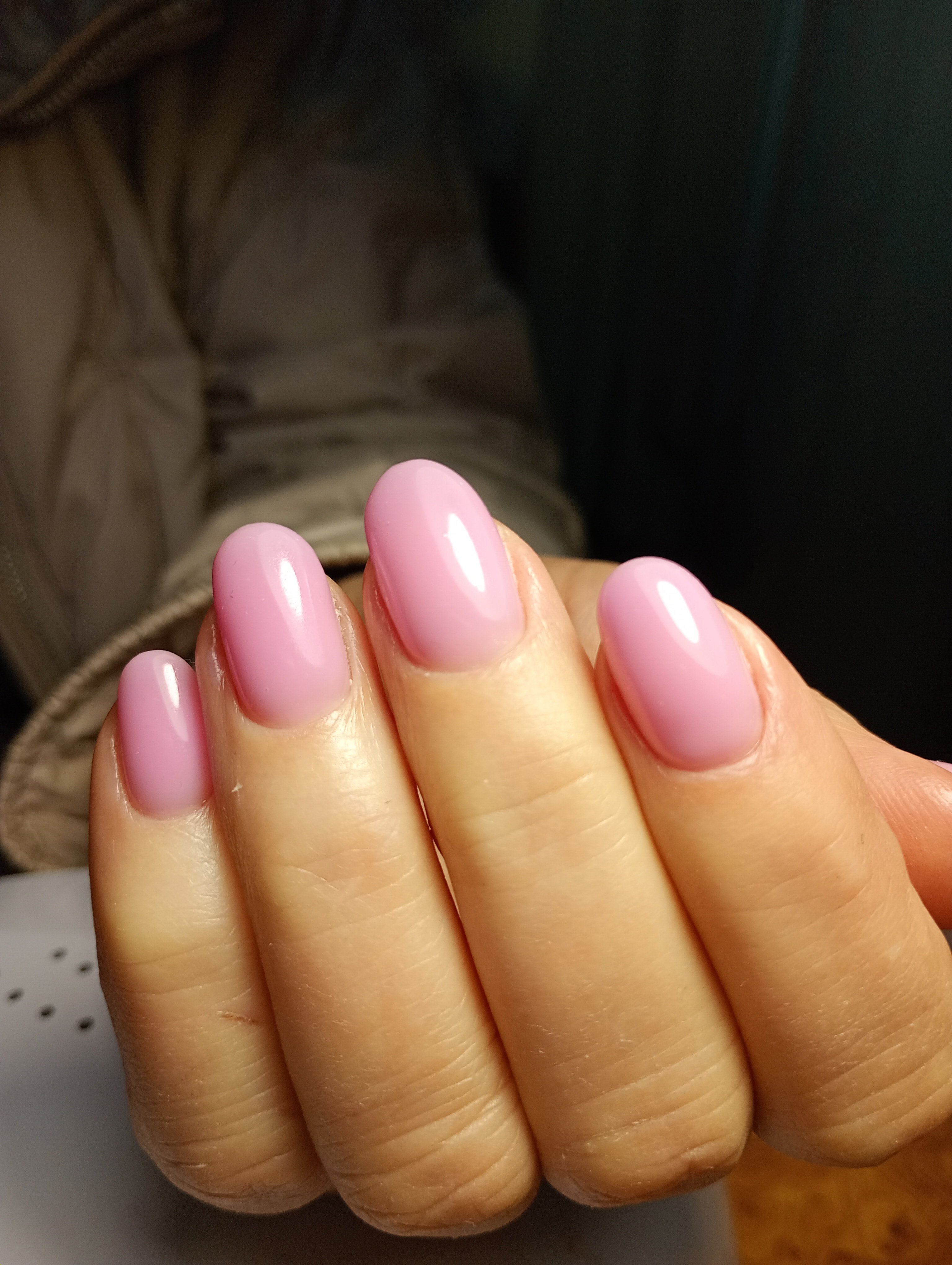 Рожевий манікюр на овальні нігті середні, фото - Майстер манікюру Анна Поліщук