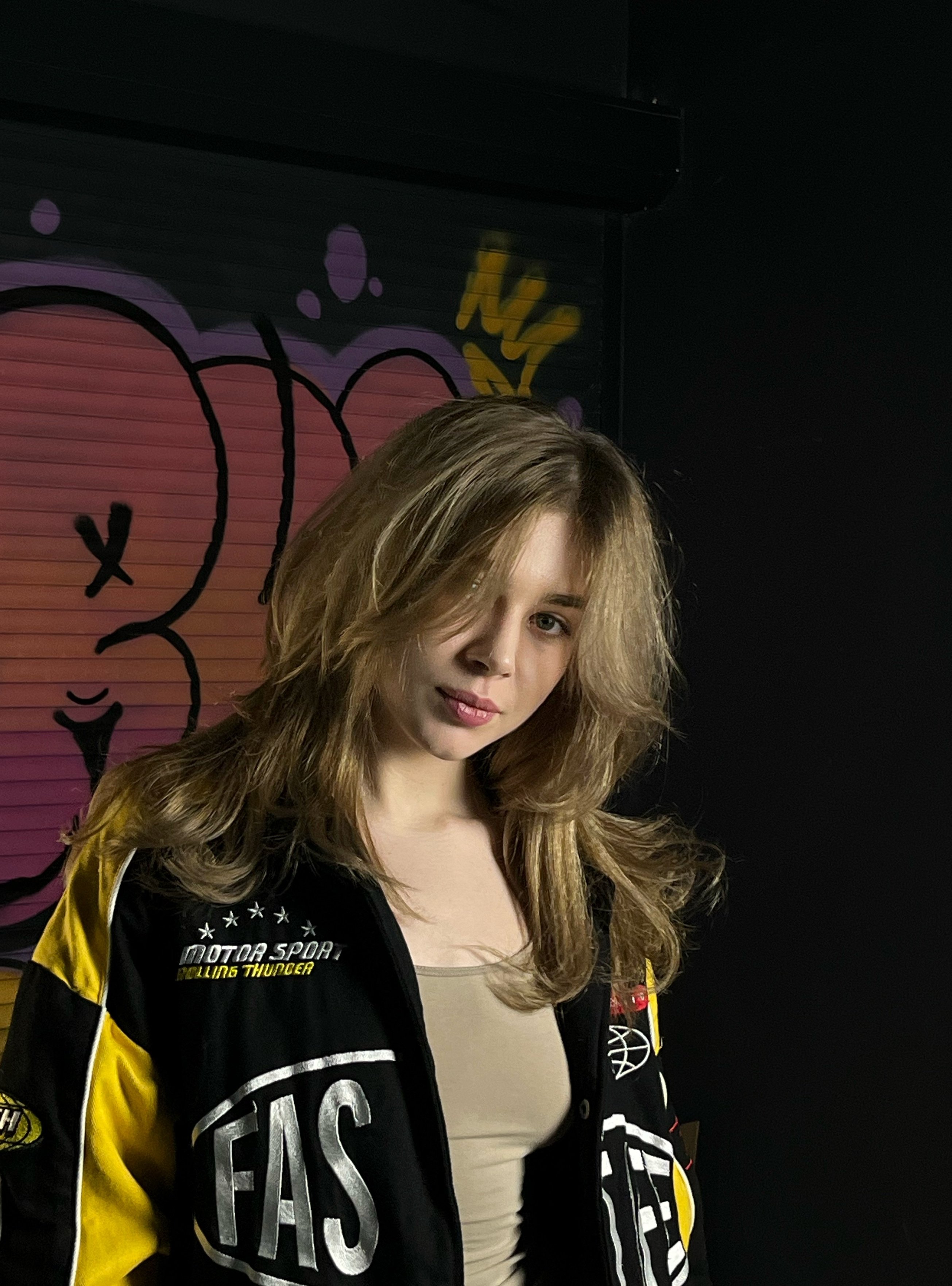 Стрижка каскад на середнє волосся жіноча, фото - Перукар Володимира Вигуляр