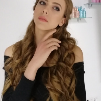 ніжний мейк та локони