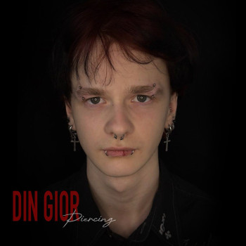 Пірсинг обличчя: брови, септум і губи, комплексна робота.