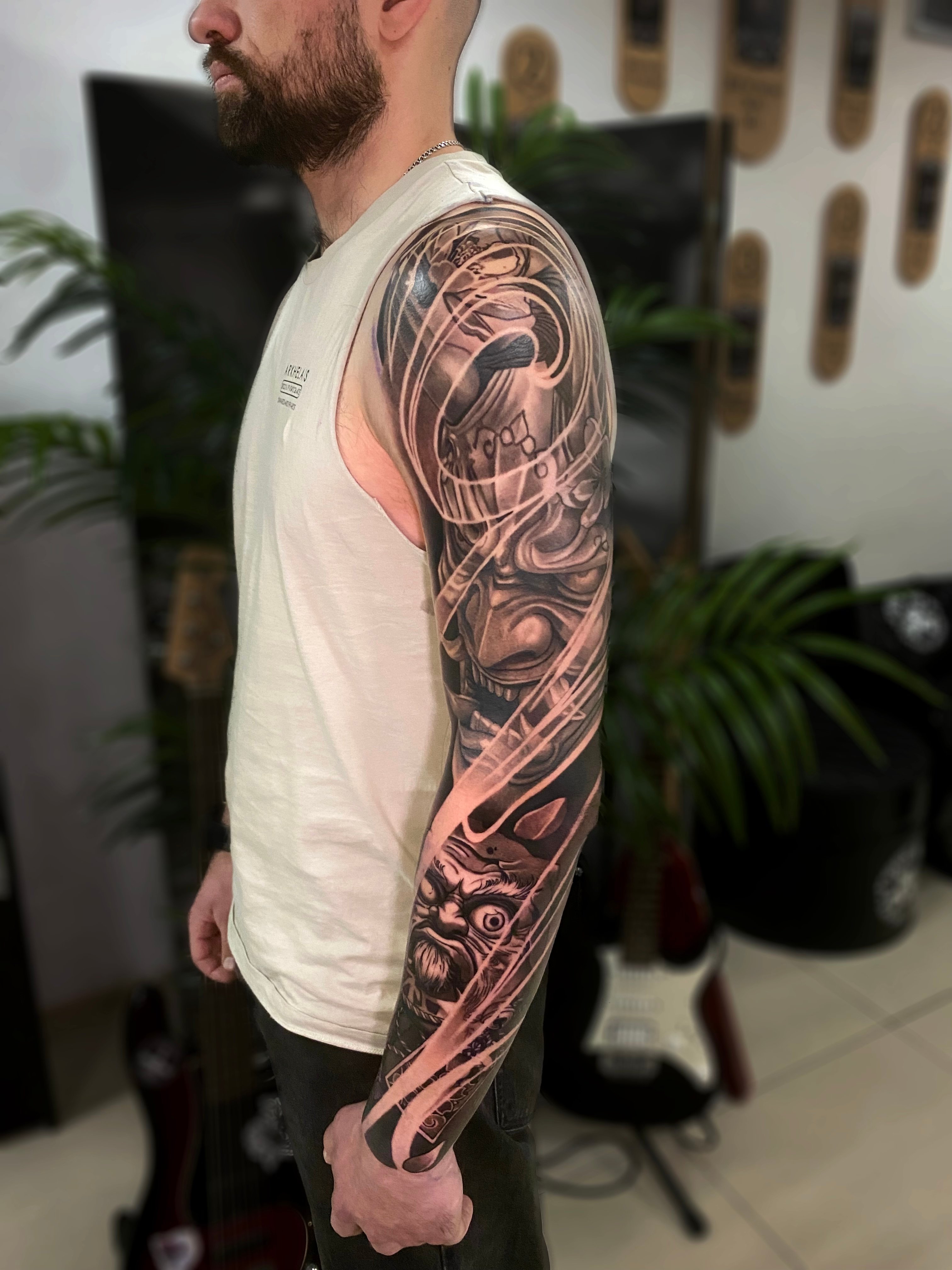 Мужские рукав черно-белые, фото - Тату салон Free Art Tattoo